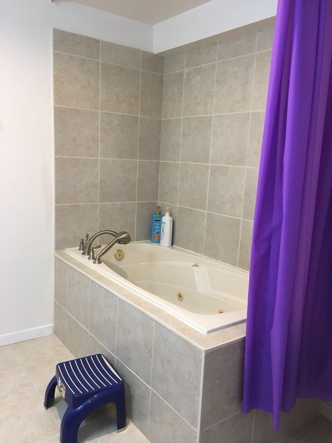 Bed and Breakfast Seaview White House Stratford Екстер'єр фото